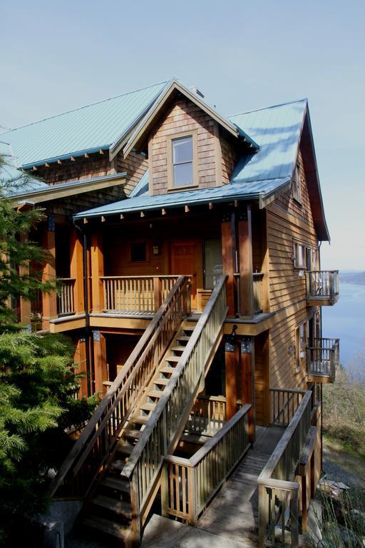 Moon Water Lodge Malahat Exteriér fotografie