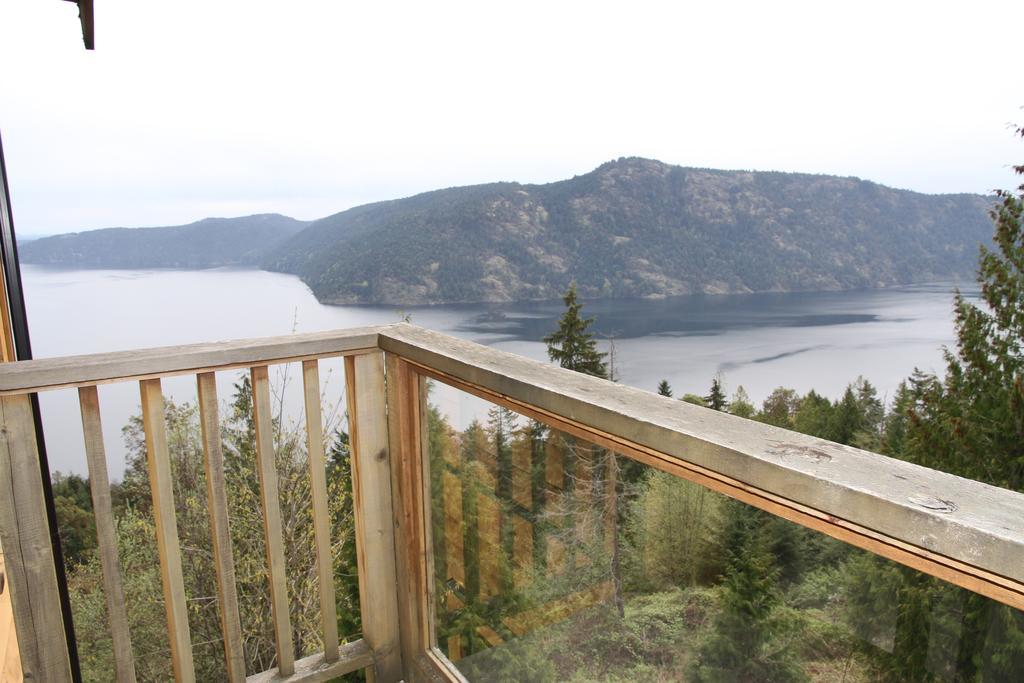 Moon Water Lodge Malahat Pokoj fotografie